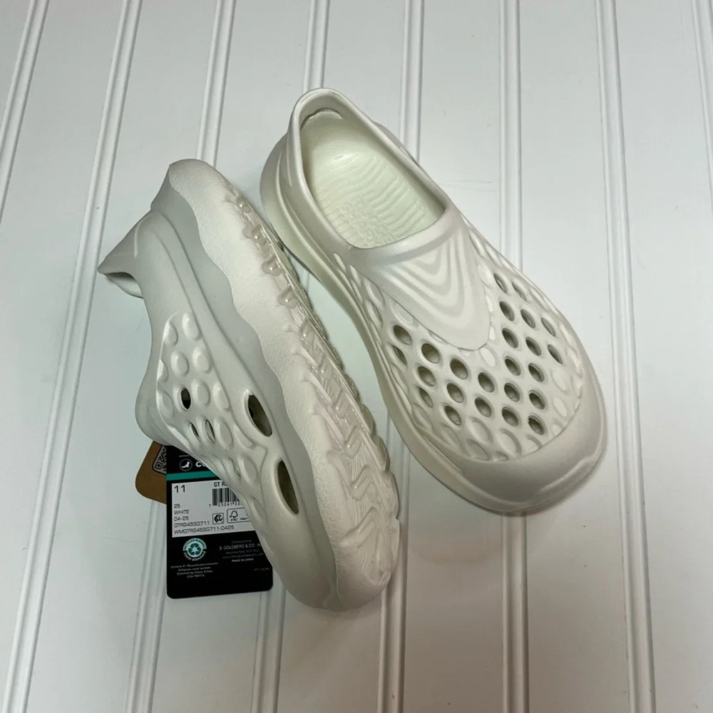 Size 11 Kids Active Lifestyle White Water Shoes